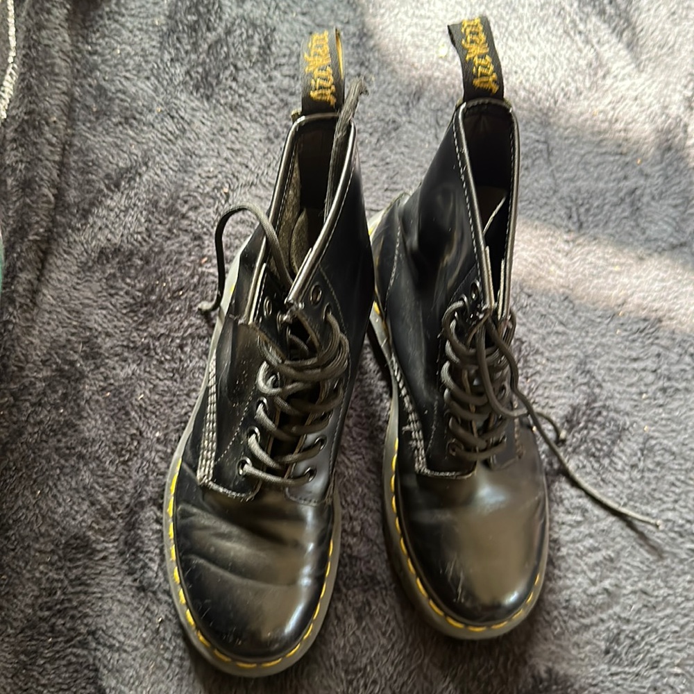 Dr. Marten 1460 Boots Size 6